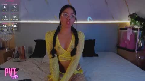 Snapshot of aprilgrey111 chatting on February 24, 2026, 7:56 pm aprilgrey111 online show from February 24, 2026, 7:56 pm