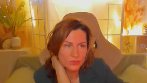 Snapshot of aprill_o_nill chatting on December 4, 2024, 3:10 pm aprill_o_nill online show from December 4, 2024, 3:10 pm