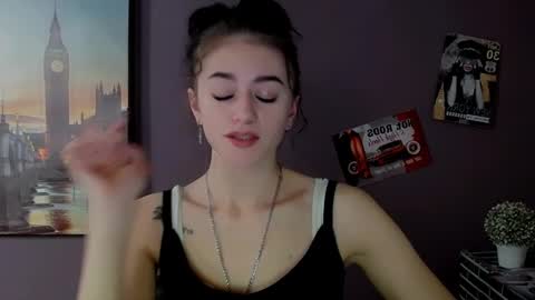 Aprill online show from February 12, 2025, 2:43 pm