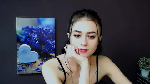 Aprill online show from February 23, 2025, 8:22 pm