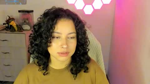 Snapshot of aqua_emilly chatting on November 12, 2025, 10:52 pm aqua emilly online show from November 12, 2025, 10:52 pm