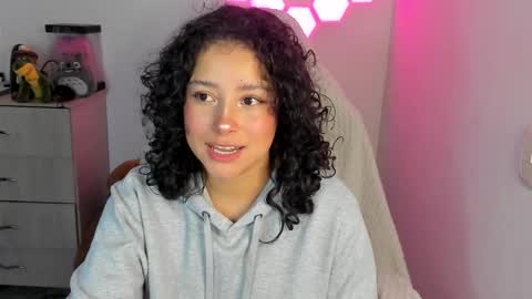 Snapshot of aqua_emilly chatting on November 22, 2025, 12:20 am aqua emilly online show from November 22, 2025, 12:20 am