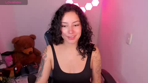 Snapshot of aqua_emilly chatting on April 16, 2026, 2:01 am aqua emilly online show from April 16, 2026, 2:01 am