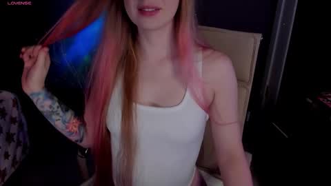 Snapshot of aqualen chatting on January 12, 2026, 2:55 pm aqualen online show from January 12, 2026, 2:55 pm