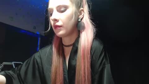 Snapshot of aqualen chatting on March 7, 2026, 3:20 pm aqualen online show from March 7, 2026, 3:20 pm