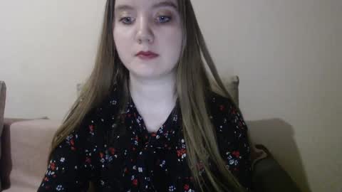 Josefin online show from January 22, 2025, 11:12 am