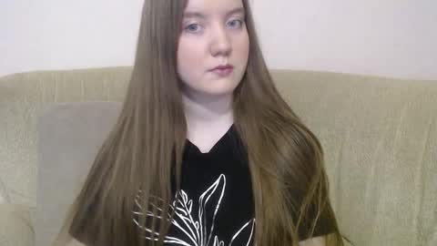 Snapshot of aquanarmin chatting on November 22, 2025, 8:24 am Josefin online show from November 22, 2025, 8:24 am