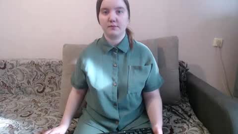 Josefin online show from March 6, 2026, 4:31 am