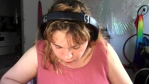 BustyPrincessLeila online show from April 10, 2026, 7:29 pm