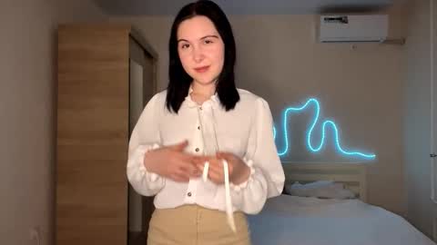 Emi online show from March 15, 2026, 4:13 pm