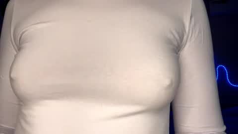 Emi online show from April 9, 2026, 3:50 pm