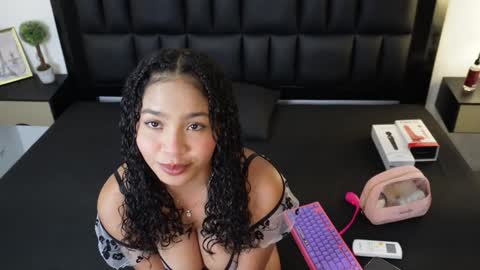   online show from December 4, 2024, 8:29 pm