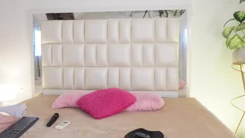   online show from February 25, 2025, 5:19 am