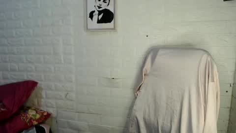 Snapshot of arahislovets chatting on January 19, 2025, 1:43 am arah online show from January 19, 2025, 1:43 am