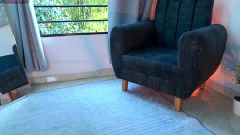 Snapshot of aramjoness chatting on April 12, 2026, 12:10 pm Aram - Next stream 28-01 online show from April 12, 2026, 12:10 pm