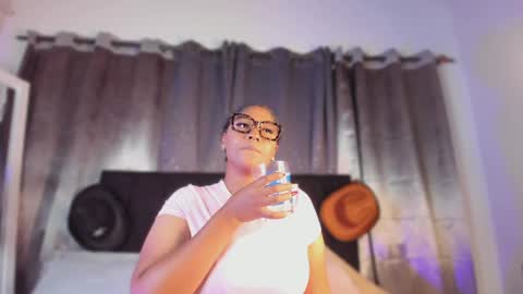Snapshot of aranxacrawford chatting on May 23, 2026, 9:41 pm aranxacrawford online show from May 23, 2026, 9:41 pm