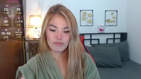 Snapshot of arcicola2727 chatting on January 4, 2025, 11:11 am Arci online show from January 4, 2025, 11:11 am