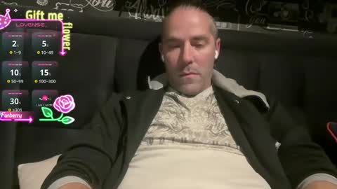 Snapshot of arckangel99 chatting on October 1, 2025, 5:52 pm AnrckAngel online show from October 1, 2025, 5:52 pm