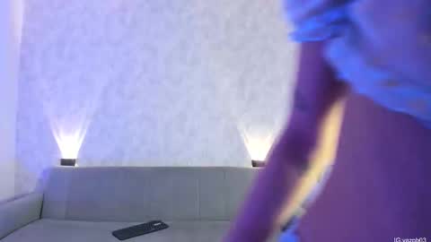    online show from October 18, 2025, 4:41 pm