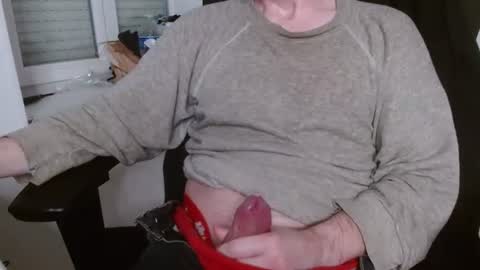 Arek online show from March 11, 2025, 7:03 pm