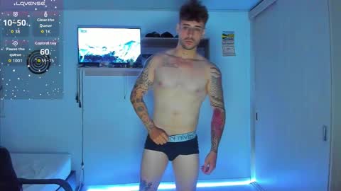 Snapshot of ares_blue chatting on March 10, 2026, 2:33 pm ares blue online show from March 10, 2026, 2:33 pm