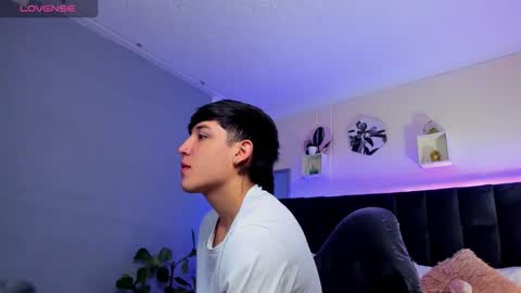 Ares online show from September 28, 2025, 2:55 pm