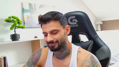 Ares Steel online show from October 22, 2025, 7:08 am