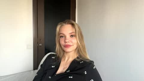 Snapshot of argeliaboivin chatting on November 9, 2025, 5:39 am Amelia online show from November 9, 2025, 5:39 am