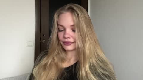 Snapshot of argeliaboivin chatting on November 27, 2025, 5:42 am Amelia online show from November 27, 2025, 5:42 am