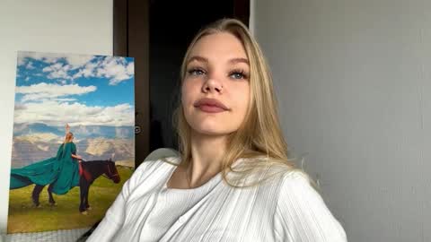 Snapshot of argeliaboivin chatting on December 4, 2025, 8:34 am Amelia online show from December 4, 2025, 8:34 am