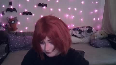 Snapshot of ari_corn chatting on December 11, 2024, 12:12 pm Ahri online show from December 11, 2024, 12:12 pm