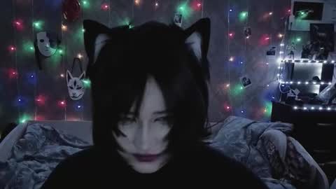 Snapshot of ari_corn chatting on November 28, 2025, 7:49 pm Ahri online show from November 28, 2025, 7:49 pm