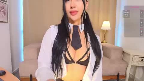 Ari online show from October 7, 2025, 12:46 pm