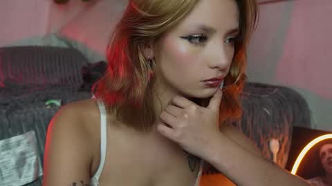 Snapshot of ari_kat666 chatting on September 29, 2025, 3:33 am ari online show from September 29, 2025, 3:33 am