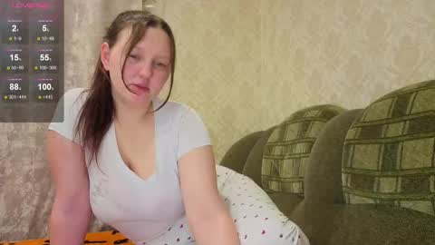 Snapshot of aria__dark chatting on December 22, 2025, 9:56 pm Aria online show from December 22, 2025, 9:56 pm