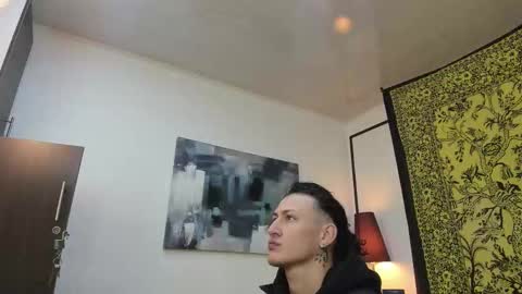 Snapshot of aria_and_orien chatting on October 19, 2025, 10:49 am aria y orien online show from October 19, 2025, 10:49 am