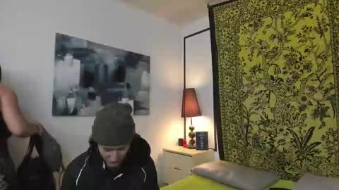 Snapshot of aria_and_orien chatting on October 23, 2025, 11:09 am aria y orien online show from October 23, 2025, 11:09 am