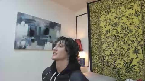 Snapshot of aria_and_orien chatting on November 10, 2025, 10:58 am aria y orien online show from November 10, 2025, 10:58 am