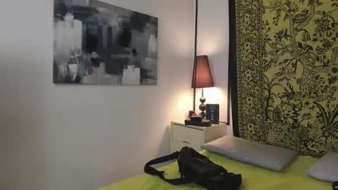 Snapshot of aria_and_orien chatting on November 15, 2025, 11:07 am aria y orien online show from November 15, 2025, 11:07 am