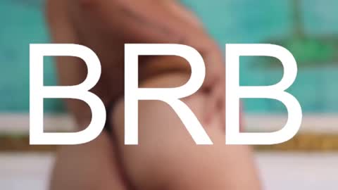 Snapshot of aria_bronw chatting on October 17, 2025, 2:08 pm AriaBronw online show from October 17, 2025, 2:08 pm