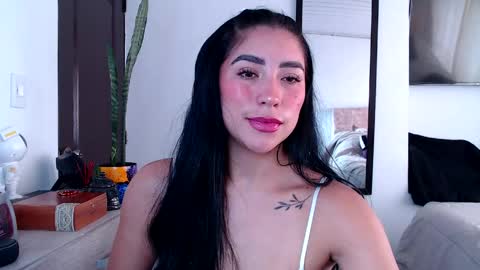 Snapshot of aria_castelli chatting on May 22, 2026, 3:39 pm Aria Castelli online show from May 22, 2026, 3:39 pm