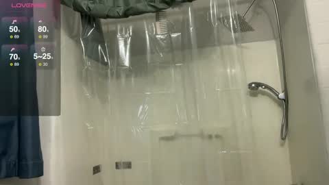 Snapshot of aria_fields_ chatting on December 2, 2024, 1:57 pm Aria Fields online show from December 2, 2024, 1:57 pm