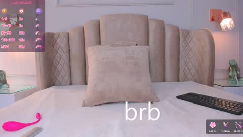 Snapshot of aria_greco chatting on December 3, 2024, 6:48 am Aria  online show from December 3, 2024, 6:48 am