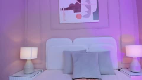 Snapshot of aria_greco chatting on September 17, 2025, 2:57 am Aria  online show from September 17, 2025, 2:57 am