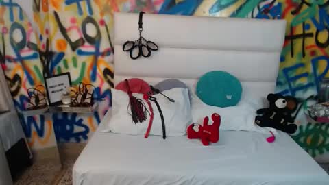 Snapshot of aria_martiin chatting on January 16, 2026, 10:52 am aria online show from January 16, 2026, 10:52 am