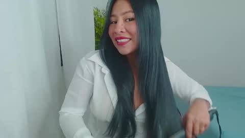 Snapshot of aria_morgan723222 chatting on October 24, 2025, 7:10 pm aria online show from October 24, 2025, 7:10 pm