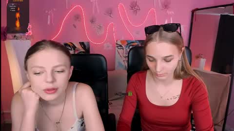 Snapshot of aria_voss_ chatting on May 22, 2026, 5:58 am aria_voss_ online show from May 22, 2026, 5:58 am