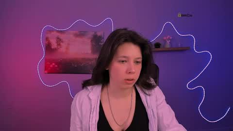 aria_wild_ online show from May 4, 2026, 7:21 pm