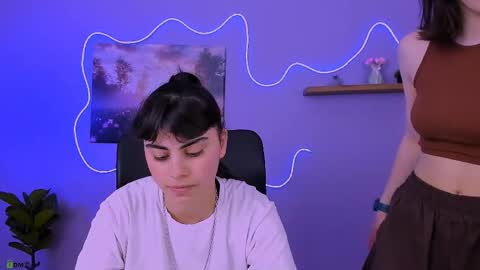 aria_wild_ online show from May 20, 2026, 9:26 am