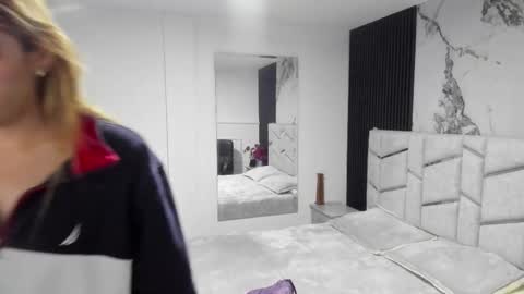 Snapshot of ariablakee chatting on February 28, 2026, 12:06 pm Aria Blacke online show from February 28, 2026, 12:06 pm